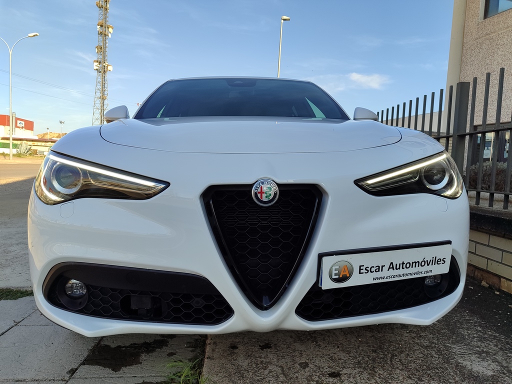 ALFA ROMEO Stelvio 2.2 Diesel SPRINT RWD