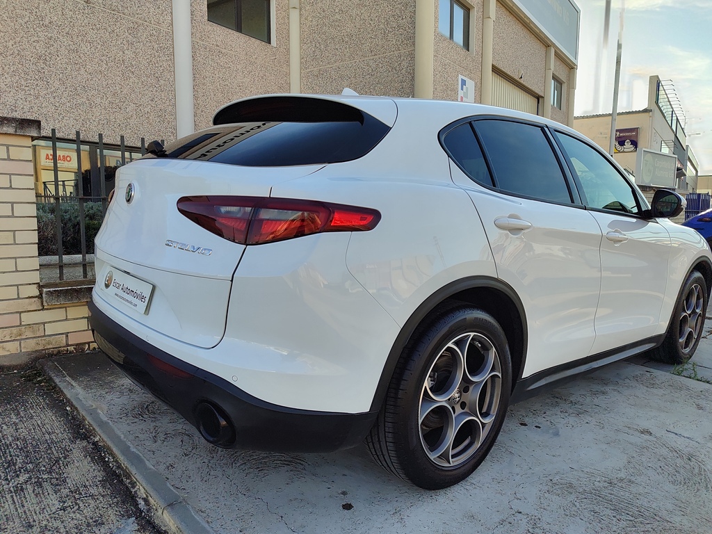 ALFA ROMEO Stelvio 2.2 Diesel SPRINT RWD