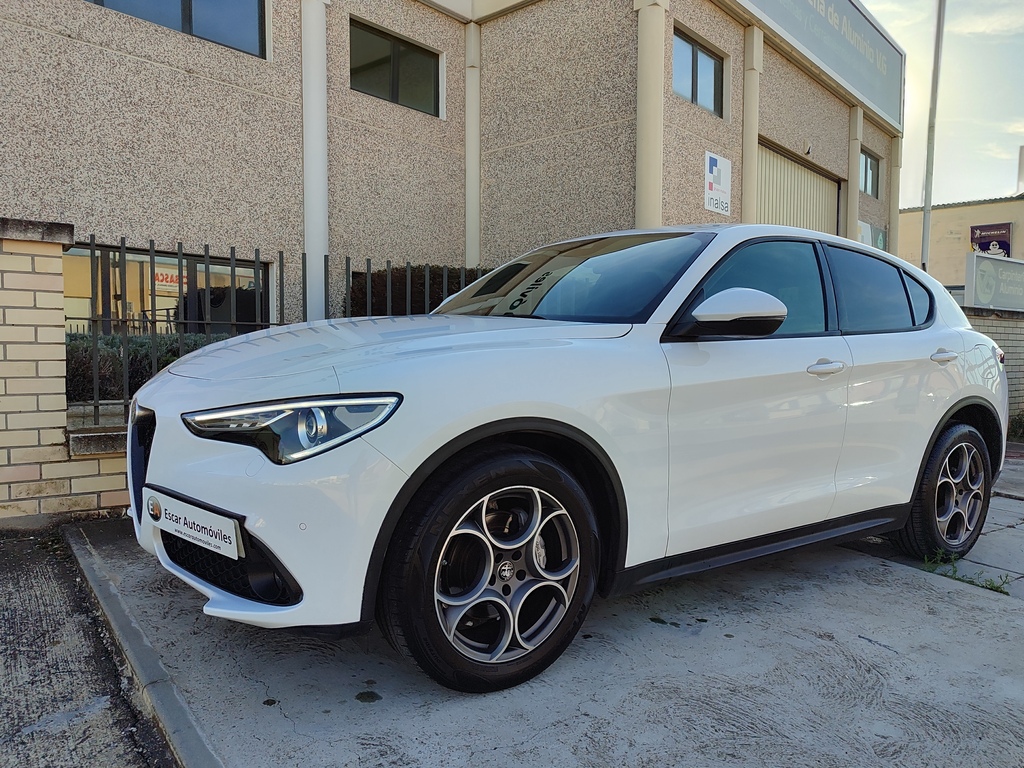 ALFA ROMEO Stelvio 2.2 Diesel SPRINT RWD
