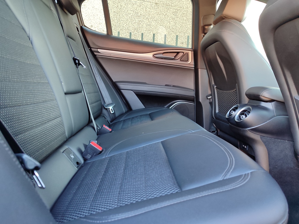 ALFA ROMEO Stelvio 2.2 Diesel SPRINT RWD