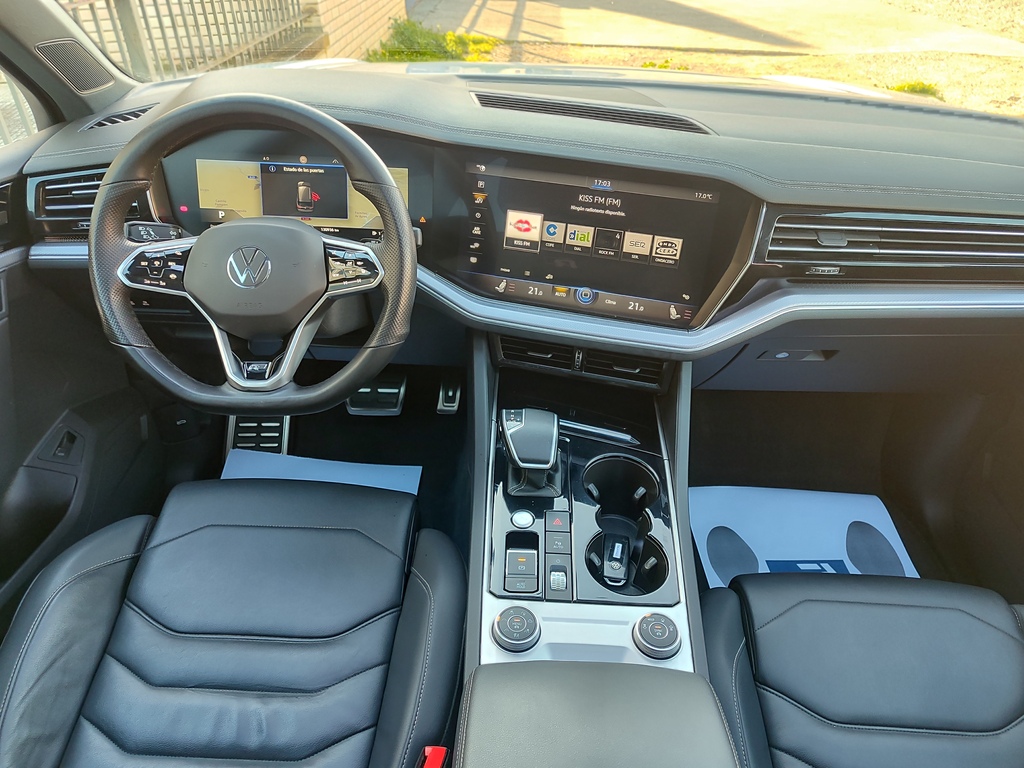 VOLKSWAGEN Touareg RLine 3.0 V6 TDI Tip 4M