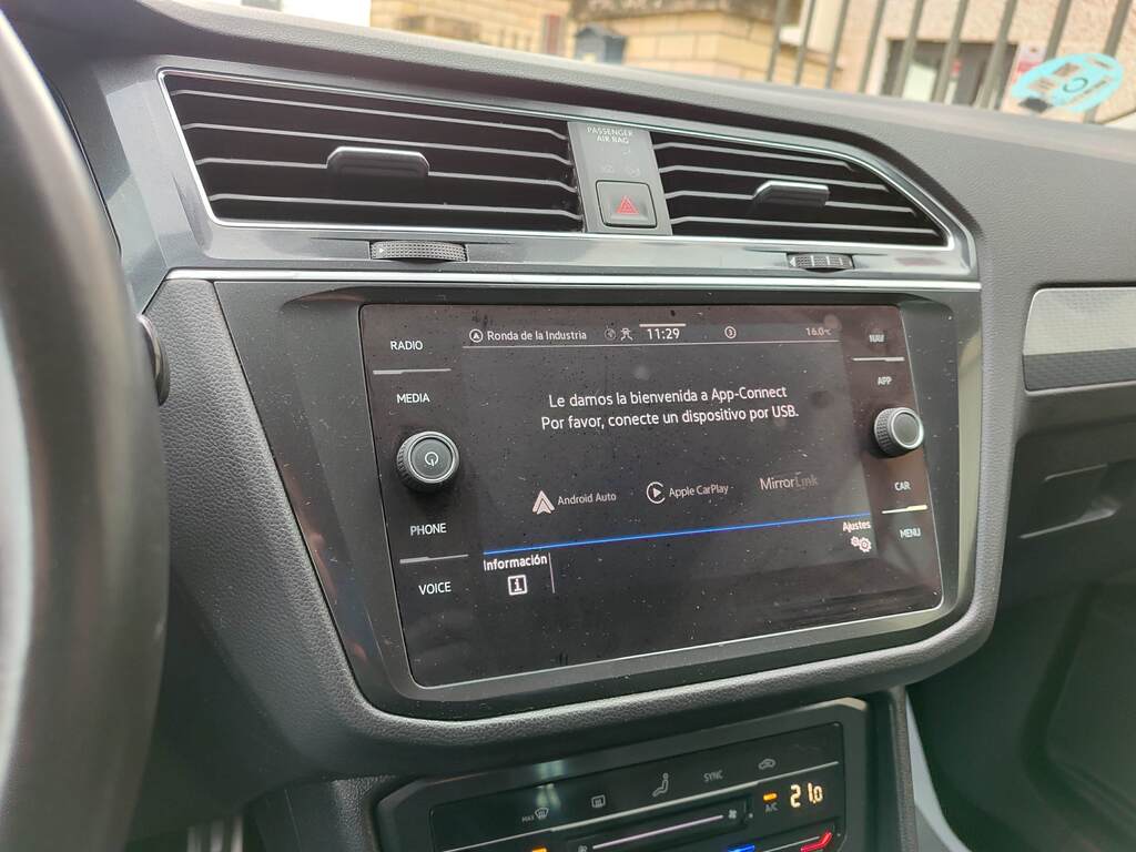 VOLKSWAGEN Tiguan Life 2.0 TDI DSG