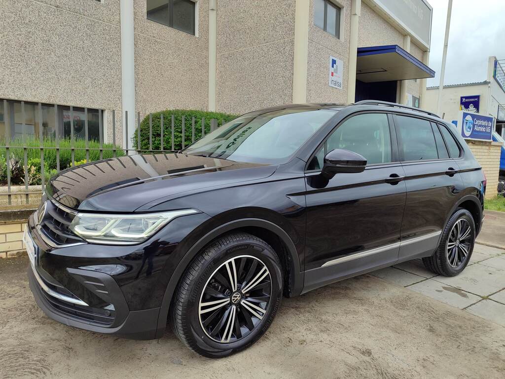 VOLKSWAGEN Tiguan Life 2.0 TDI DSG