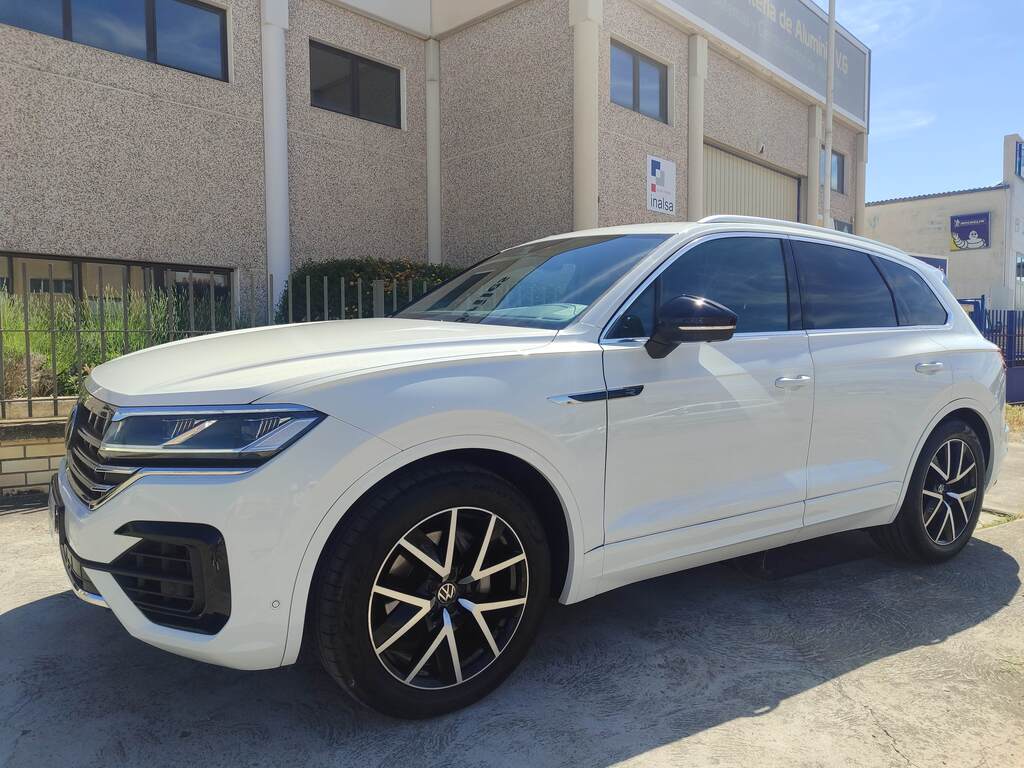 VOLKSWAGEN Touareg Prem Eleg 3.0 V6 TDI Tip 4M