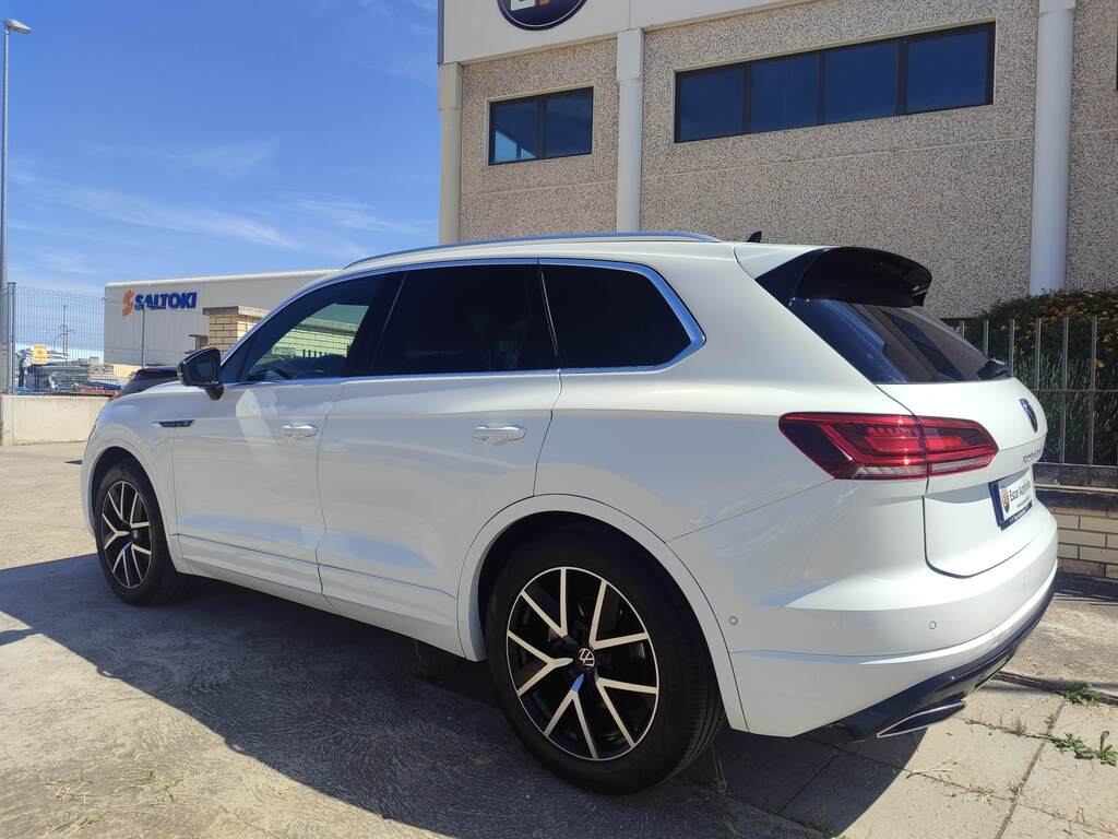 VOLKSWAGEN Touareg Prem Eleg 3.0 V6 TDI Tip 4M