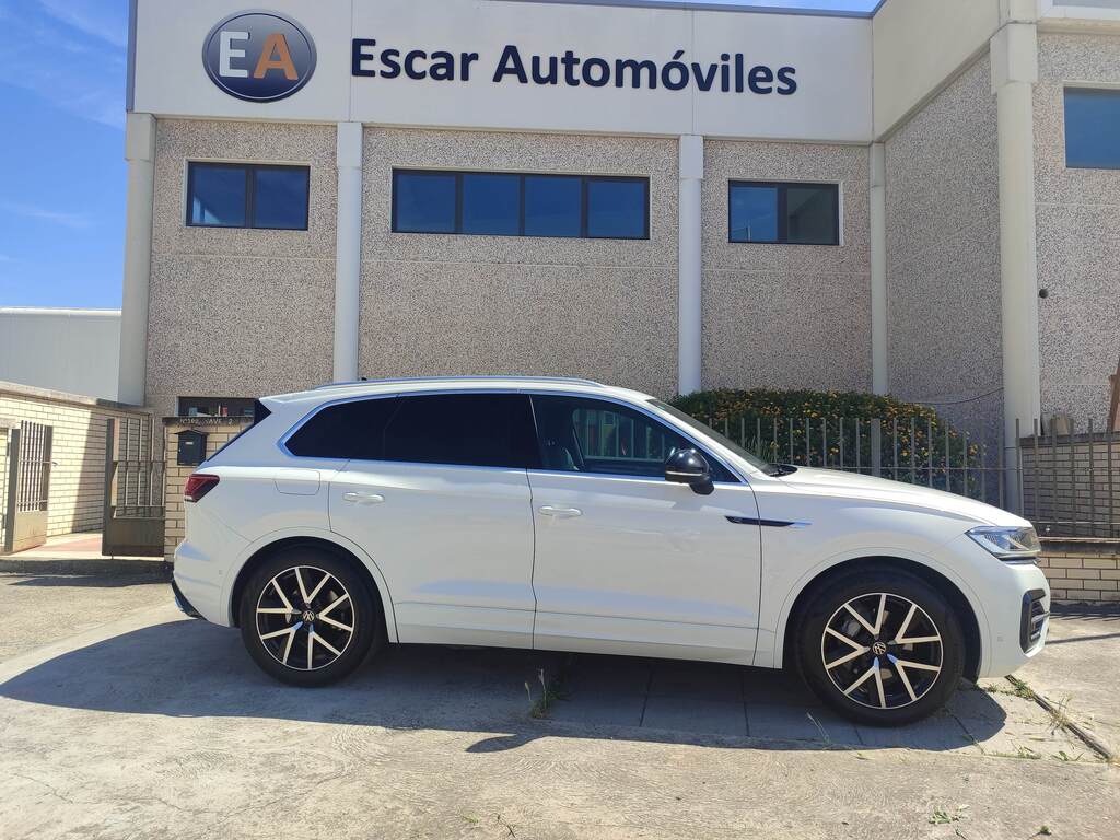 VOLKSWAGEN Touareg Prem Eleg 3.0 V6 TDI Tip 4M