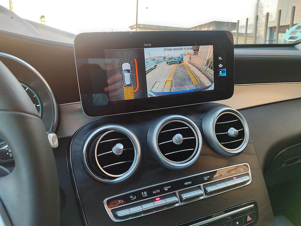 MERCEDES-BENZ GLC 200 d 4MATIC