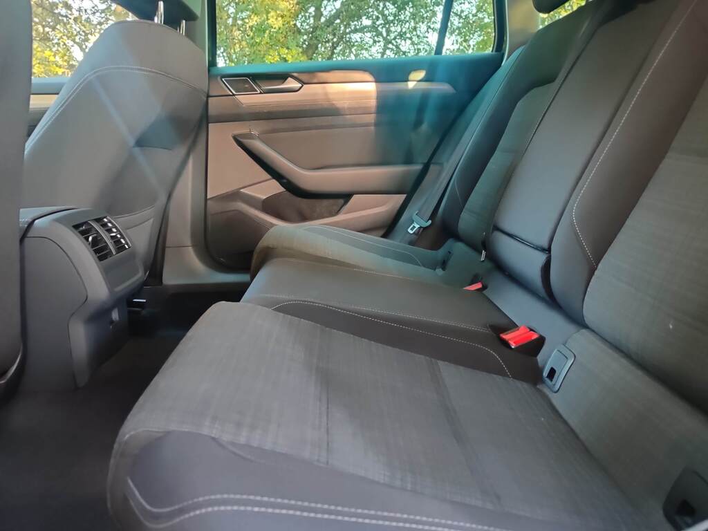 VOLKSWAGEN Passat Variant Executive 1.5 TSI DSG