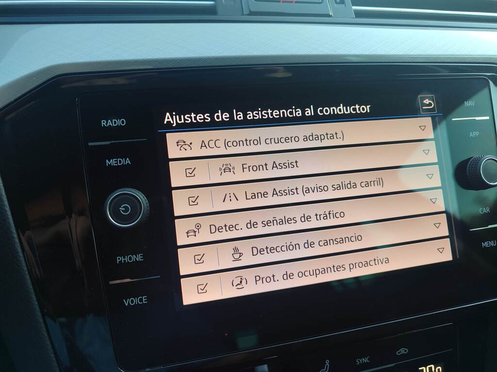 VOLKSWAGEN Passat Variant Executive 1.5 TSI DSG