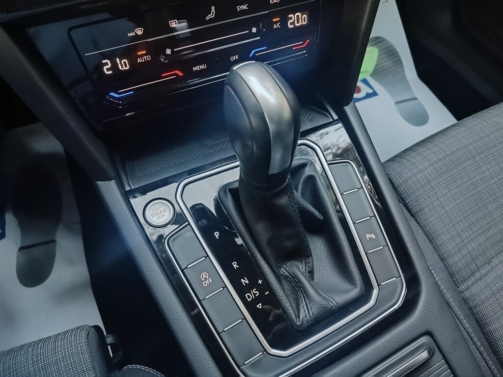 VOLKSWAGEN Passat Variant Executive 1.5 TSI DSG
