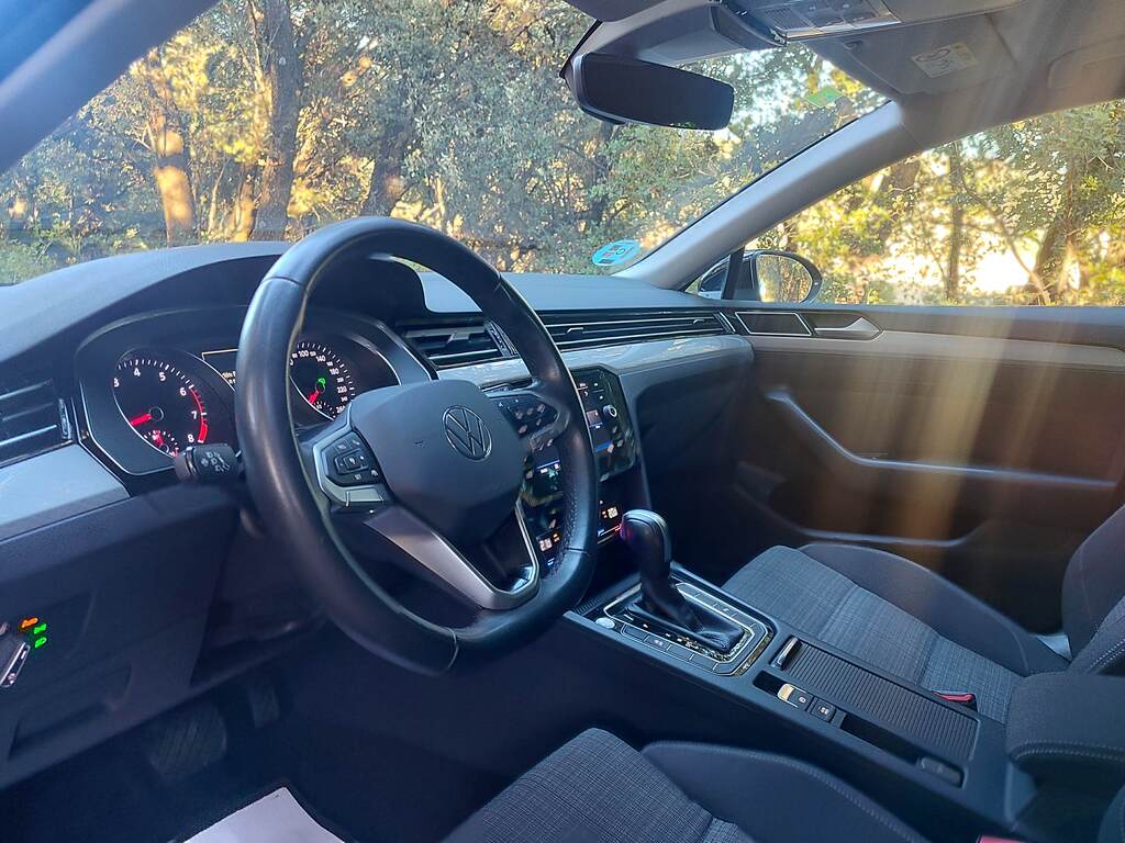VOLKSWAGEN Passat Variant Executive 1.5 TSI DSG