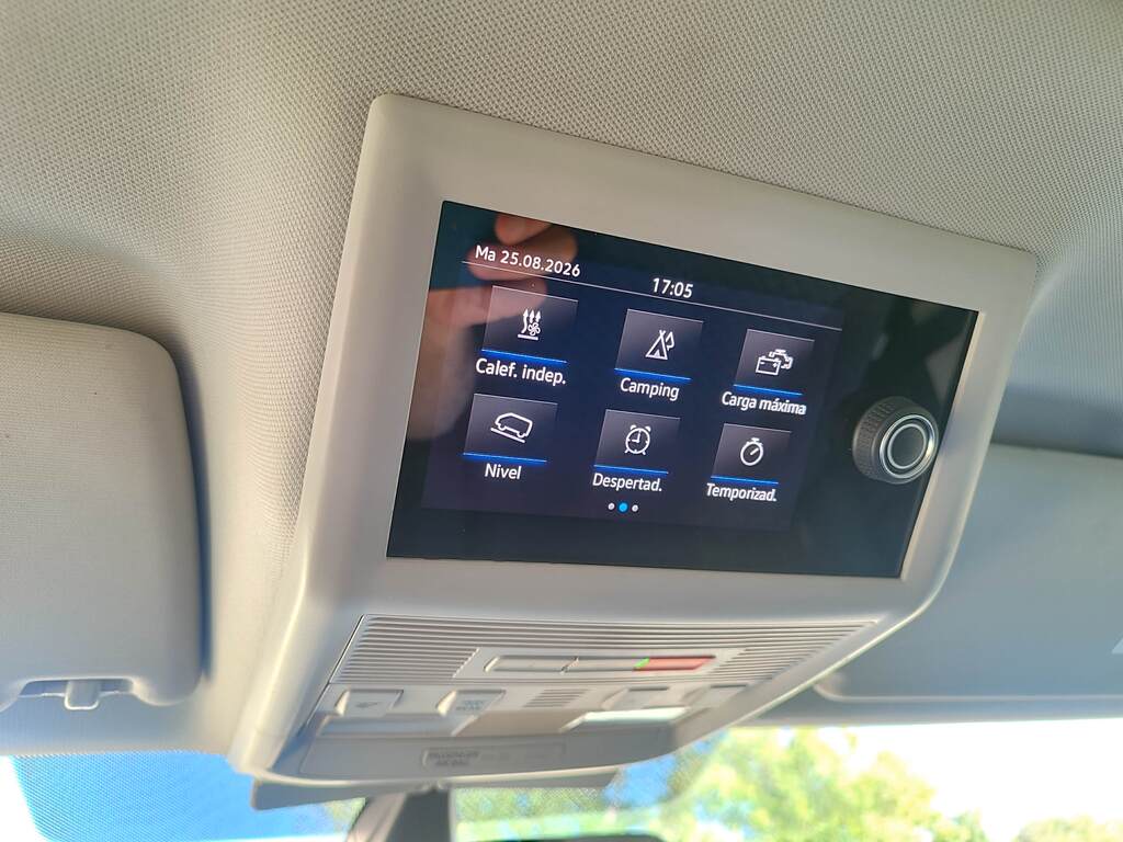 VOLKSWAGEN California Outdoor Beach Tour TDI