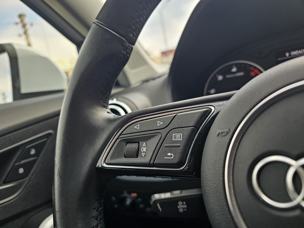 AUDI Q2 Sport 30 TDI